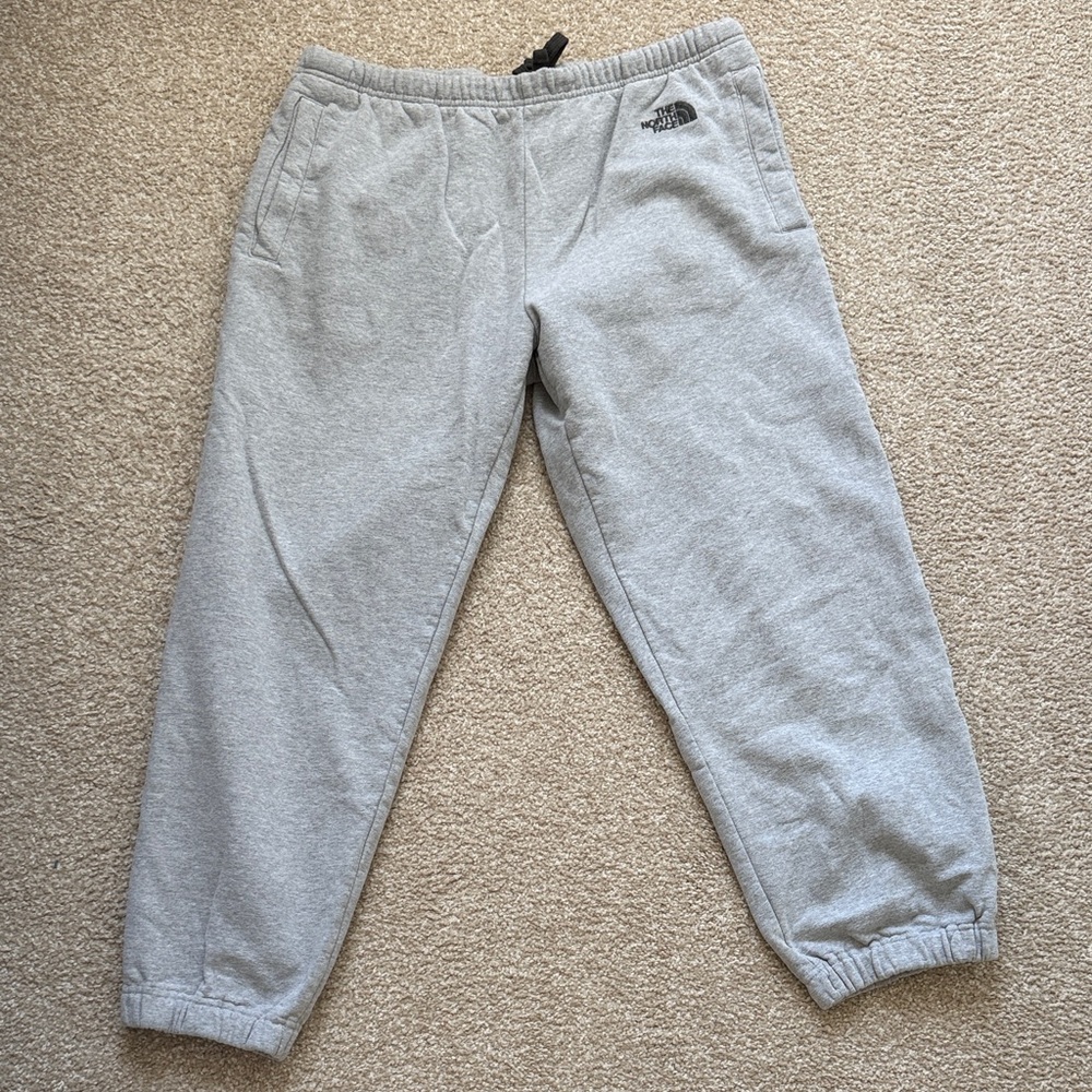The North Face Men's Light Gray Joggers